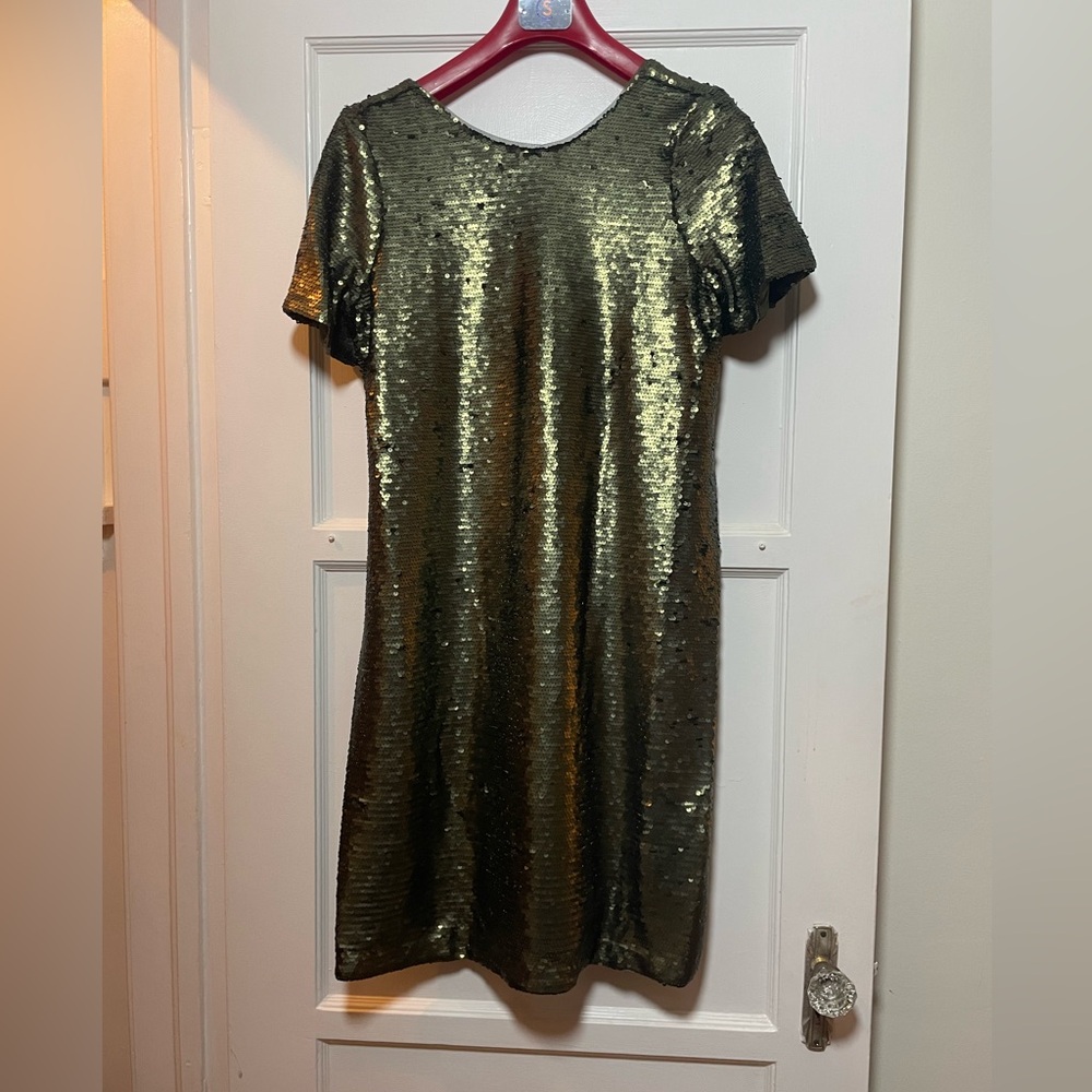 Olive 🫒 Night Sequin T-shirt Mini Dress - Size 6 - NWT - Picture 3 of 7